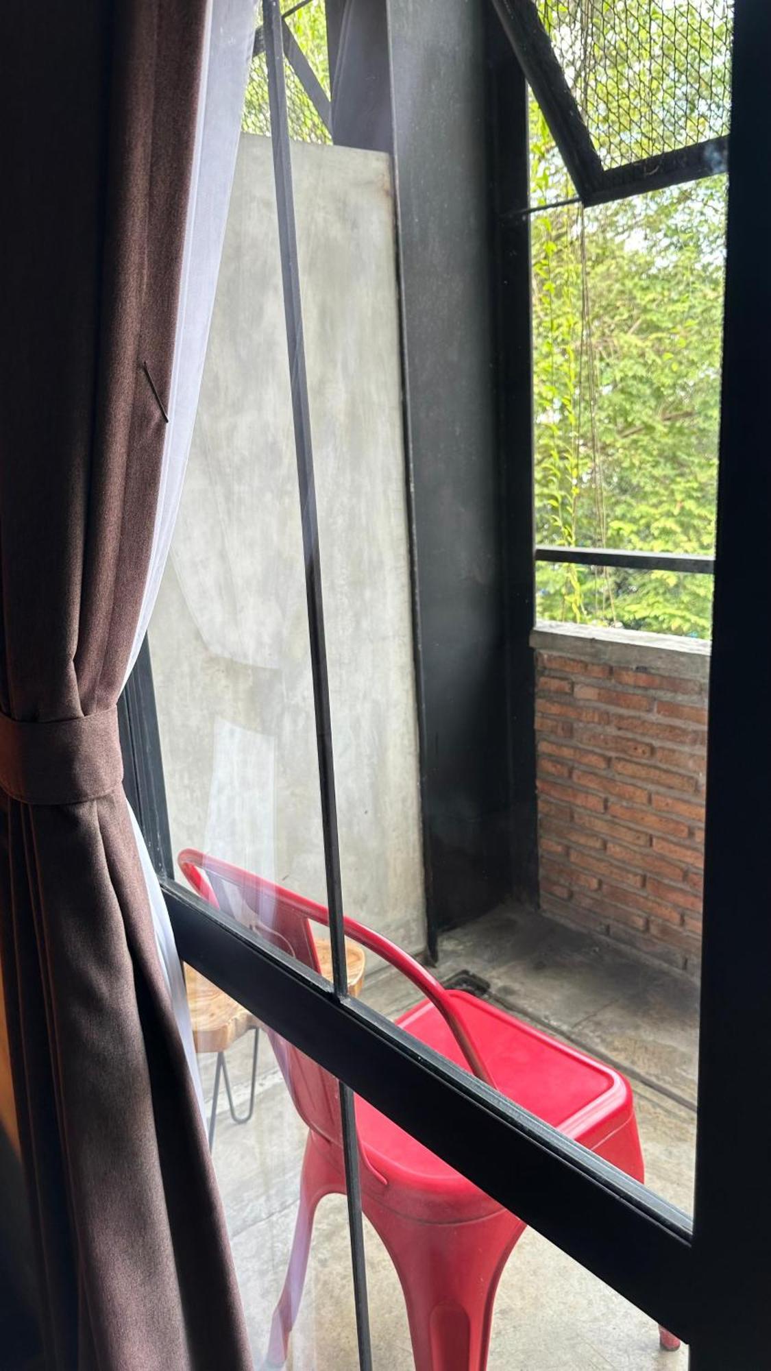 Nava One Hotel Semarang Eksteriør billede